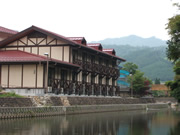新館